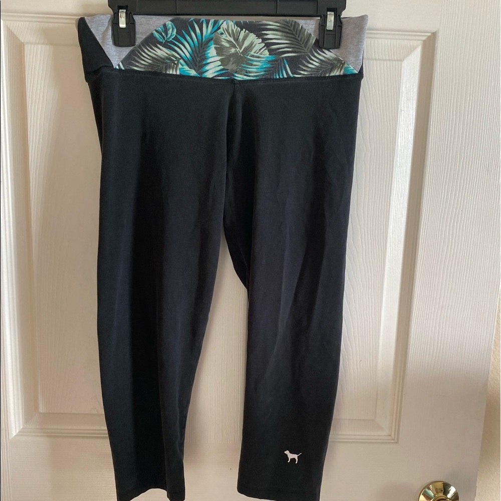 Victoria Secret Pink YOGA Palm Tree Crop leggings
